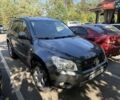 Серый Тойота РАВ 4, объемом двигателя 2.2 л и пробегом 255 тыс. км за 11500 $, фото 1 на Automoto.ua