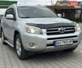 Серый Тойота РАВ 4, объемом двигателя 2 л и пробегом 309 тыс. км за 8950 $, фото 4 на Automoto.ua