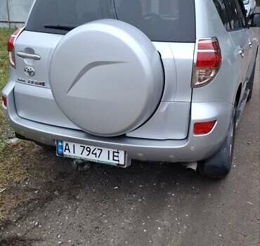Сірий Тойота РАВ 4, об'ємом двигуна 2 л та пробігом 151 тис. км за 10300 $, фото 1 на Automoto.ua