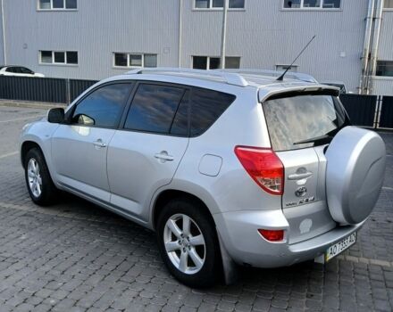 Серый Тойота РАВ 4, объемом двигателя 2 л и пробегом 260 тыс. км за 10100 $, фото 4 на Automoto.ua