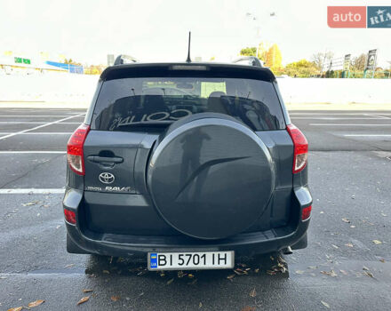 Серый Тойота РАВ 4, объемом двигателя 2 л и пробегом 213 тыс. км за 9999 $, фото 14 на Automoto.ua