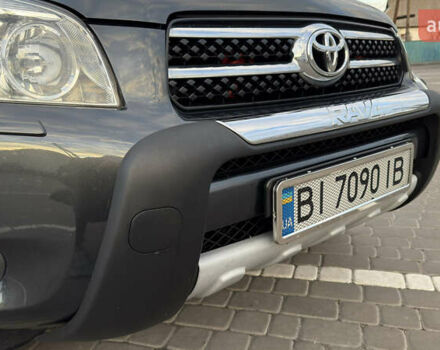 Сірий Тойота РАВ 4, об'ємом двигуна 2 л та пробігом 90 тис. км за 12300 $, фото 35 на Automoto.ua