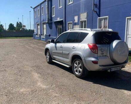 Серый Тойота РАВ 4, объемом двигателя 2.4 л и пробегом 172 тыс. км за 11200 $, фото 7 на Automoto.ua