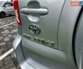 Сірий Тойота РАВ 4, об'ємом двигуна 2 л та пробігом 150 тис. км за 10800 $, фото 34 на Automoto.ua