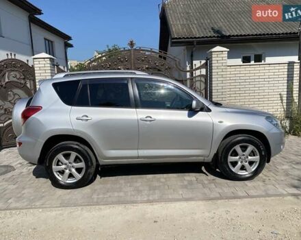 Серый Тойота РАВ 4, объемом двигателя 2 л и пробегом 158 тыс. км за 10800 $, фото 3 на Automoto.ua