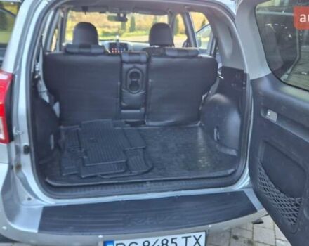 Серый Тойота РАВ 4, объемом двигателя 2.23 л и пробегом 293 тыс. км за 7999 $, фото 55 на Automoto.ua