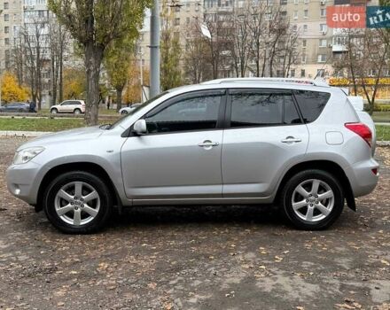 Серый Тойота РАВ 4, объемом двигателя 2 л и пробегом 80 тыс. км за 12600 $, фото 4 на Automoto.ua