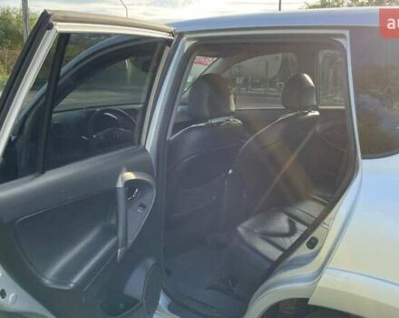 Серый Тойота РАВ 4, объемом двигателя 2.2 л и пробегом 314 тыс. км за 4500 $, фото 15 на Automoto.ua