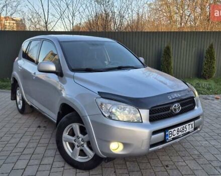 Серый Тойота РАВ 4, объемом двигателя 2.23 л и пробегом 293 тыс. км за 7999 $, фото 28 на Automoto.ua