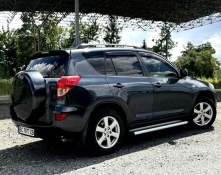 Серый Тойота РАВ 4, объемом двигателя 2 л и пробегом 241 тыс. км за 9400 $, фото 5 на Automoto.ua