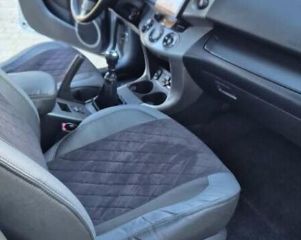 Серый Тойота РАВ 4, объемом двигателя 2.23 л и пробегом 293 тыс. км за 7999 $, фото 65 на Automoto.ua