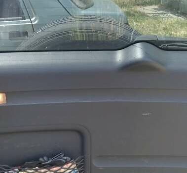 Серый Тойота РАВ 4, объемом двигателя 2 л и пробегом 346 тыс. км за 11000 $, фото 10 на Automoto.ua