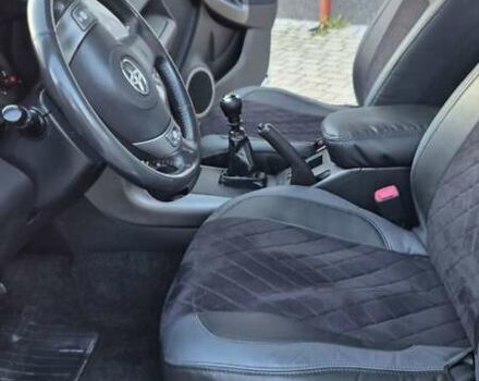 Серый Тойота РАВ 4, объемом двигателя 2.23 л и пробегом 293 тыс. км за 7999 $, фото 44 на Automoto.ua