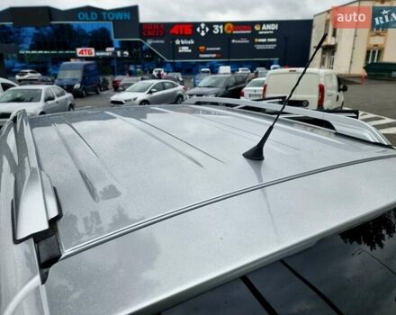 Сірий Тойота РАВ 4, об'ємом двигуна 2 л та пробігом 150 тис. км за 10800 $, фото 8 на Automoto.ua