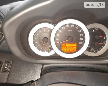 Сірий Тойота РАВ 4, об'ємом двигуна 2 л та пробігом 280 тис. км за 10000 $, фото 13 на Automoto.ua