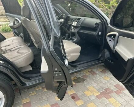 Серый Тойота РАВ 4, объемом двигателя 2 л и пробегом 190 тыс. км за 11700 $, фото 8 на Automoto.ua