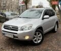 Серый Тойота РАВ 4, объемом двигателя 2 л и пробегом 80 тыс. км за 12600 $, фото 2 на Automoto.ua