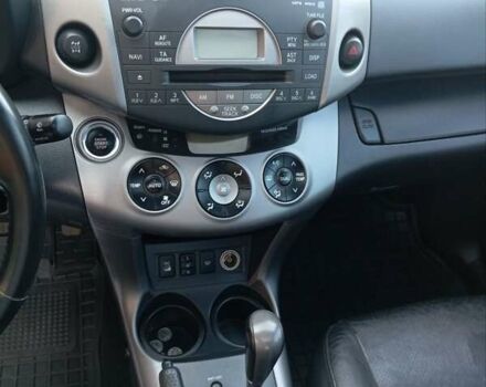 Серый Тойота РАВ 4, объемом двигателя 2 л и пробегом 165 тыс. км за 9999 $, фото 15 на Automoto.ua