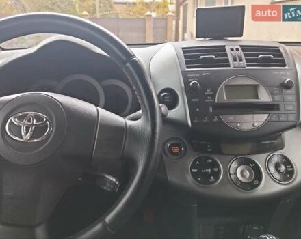 Тойота РАВ 4 2008 в Конотопе на Automoto.ua Серый Тойота РАВ 4, объемом двигателя 2.2 л и пробегом 208 тыс. км за 10490 $, фото 45 на Automoto.ua