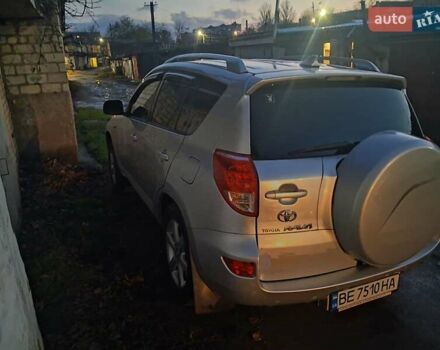 Серый Тойота РАВ 4, объемом двигателя 2 л и пробегом 165 тыс. км за 10700 $, фото 3 на Automoto.ua
