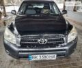 Сірий Тойота РАВ 4, об'ємом двигуна 2 л та пробігом 280 тис. км за 10000 $, фото 1 на Automoto.ua