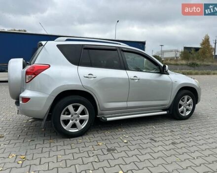 Серый Тойота РАВ 4, объемом двигателя 2 л и пробегом 309 тыс. км за 8950 $, фото 6 на Automoto.ua