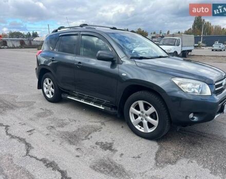 Тойота РАВ 4 2008 в Белой Церкве на Automoto.ua Серый Тойота РАВ 4, объемом двигателя 2 л и пробегом 192 тыс. км за 10400 $, фото 1 на Automoto.ua