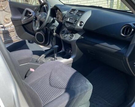 Серый Тойота РАВ 4, объемом двигателя 2 л и пробегом 158 тыс. км за 10800 $, фото 15 на Automoto.ua