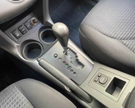 Сірий Тойота РАВ 4, об'ємом двигуна 2 л та пробігом 308 тис. км за 9990 $, фото 20 на Automoto.ua