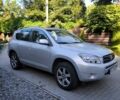 Серый Тойота РАВ 4, объемом двигателя 2 л и пробегом 240 тыс. км за 6900 $, фото 1 на Automoto.ua