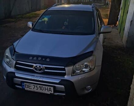 Серый Тойота РАВ 4, объемом двигателя 2 л и пробегом 165 тыс. км за 10700 $, фото 6 на Automoto.ua