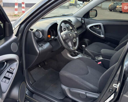 Сірий Тойота РАВ 4, об'ємом двигуна 2 л та пробігом 90 тис. км за 12300 $, фото 85 на Automoto.ua