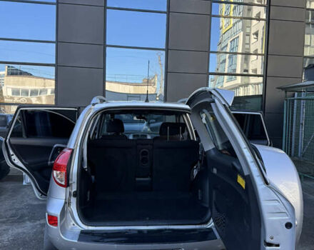 Серый Тойота РАВ 4, объемом двигателя 2 л и пробегом 108 тыс. км за 10999 $, фото 13 на Automoto.ua