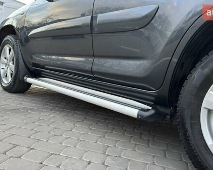 Серый Тойота РАВ 4, объемом двигателя 2 л и пробегом 90 тыс. км за 12300 $, фото 69 на Automoto.ua