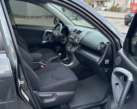 Сірий Тойота РАВ 4, об'ємом двигуна 2 л та пробігом 90 тис. км за 12300 $, фото 138 на Automoto.ua