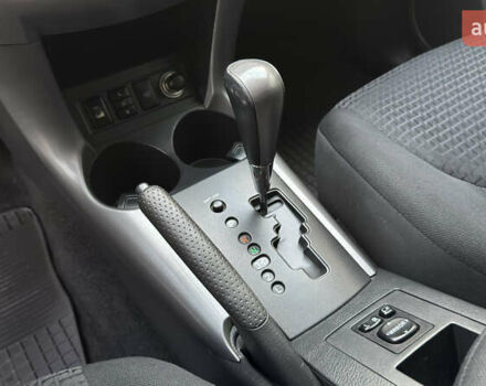 Сірий Тойота РАВ 4, об'ємом двигуна 2 л та пробігом 90 тис. км за 12300 $, фото 110 на Automoto.ua