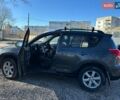 Серый Тойота РАВ 4, объемом двигателя 2 л и пробегом 240 тыс. км за 9800 $, фото 13 на Automoto.ua