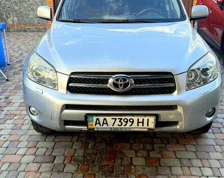 Серый Тойота РАВ 4, объемом двигателя 2 л и пробегом 267 тыс. км за 10950 $, фото 2 на Automoto.ua