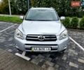 Сірий Тойота РАВ 4, об'ємом двигуна 2 л та пробігом 150 тис. км за 10800 $, фото 7 на Automoto.ua