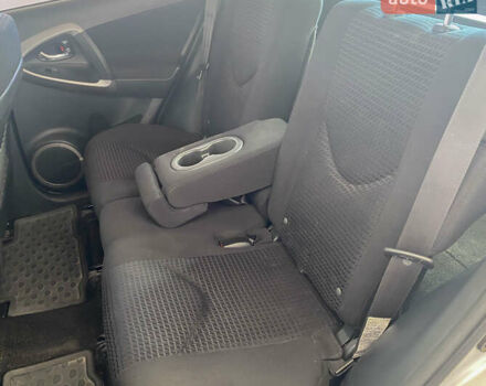 Серый Тойота РАВ 4, объемом двигателя 2.23 л и пробегом 156 тыс. км за 9650 $, фото 10 на Automoto.ua