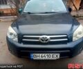 Серый Тойота РАВ 4, объемом двигателя 2 л и пробегом 180 тыс. км за 8500 $, фото 1 на Automoto.ua