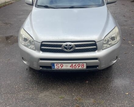 Серый Тойота РАВ 4, объемом двигателя 2.2 л и пробегом 239 тыс. км за 5700 $, фото 1 на Automoto.ua