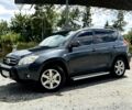 Серый Тойота РАВ 4, объемом двигателя 2 л и пробегом 241 тыс. км за 9400 $, фото 2 на Automoto.ua