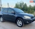 Серый Тойота РАВ 4, объемом двигателя 2 л и пробегом 192 тыс. км за 9200 $, фото 3 на Automoto.ua