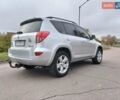 Тойота РАВ 4 2008 в Конотопе на Automoto.ua Серый Тойота РАВ 4, объемом двигателя 2.2 л и пробегом 208 тыс. км за 10490 $, фото 4 на Automoto.ua