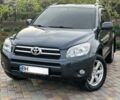 Серый Тойота РАВ 4, объемом двигателя 2 л и пробегом 190 тыс. км за 11700 $, фото 1 на Automoto.ua