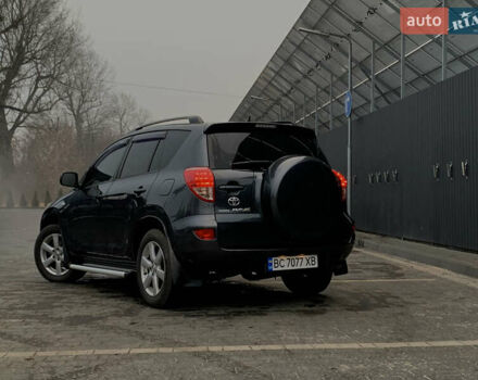 Серый Тойота РАВ 4, объемом двигателя 2 л и пробегом 241 тыс. км за 9600 $, фото 7 на Automoto.ua