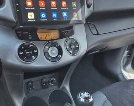 Серый Тойота РАВ 4, объемом двигателя 2.23 л и пробегом 293 тыс. км за 7999 $, фото 37 на Automoto.ua