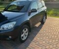 Серый Тойота РАВ 4, объемом двигателя 2 л и пробегом 250 тыс. км за 9999 $, фото 1 на Automoto.ua