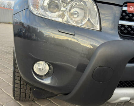 Серый Тойота РАВ 4, объемом двигателя 2 л и пробегом 90 тыс. км за 12300 $, фото 27 на Automoto.ua